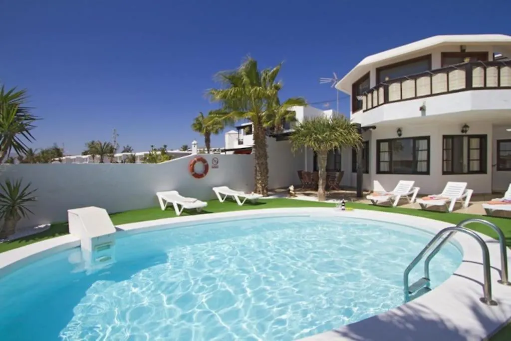 Miguel, 3 Bed With Private Pool Apartment Puerto del Carmen  0*, Puerto del Carmen (Lanzarote) Spain